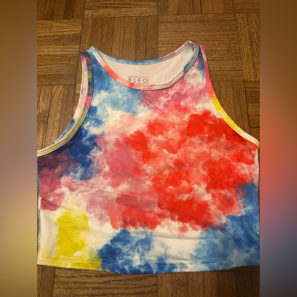 FLEO Crop Tank Top Sz M - Picture 2 of 2